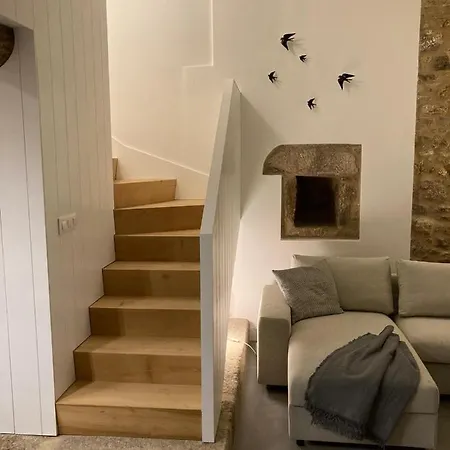 A Casa De Abaixo, Aloxamento Rural Nyaraló Vedra