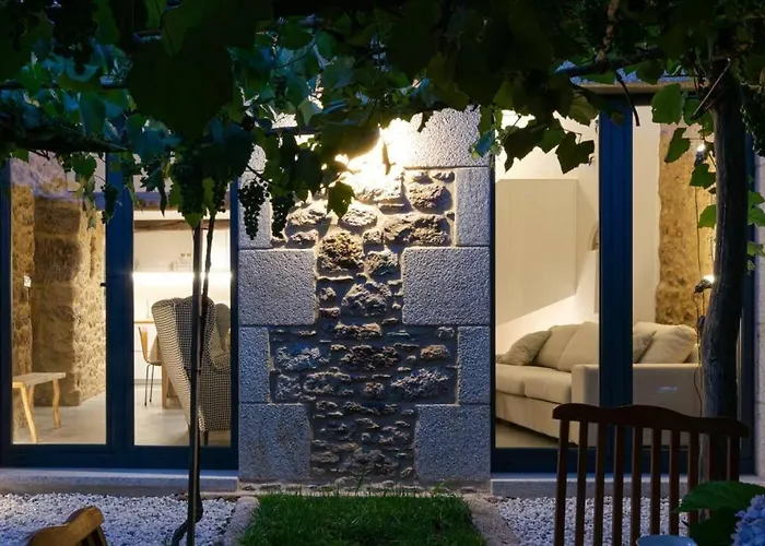 A Casa De Abaixo, Aloxamento Rural